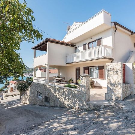 Apartments Snjezana Tisno Exterior foto